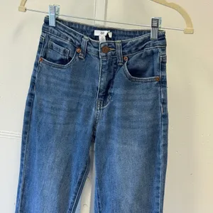 BP High Rise Flare Jeans Medium Wash Blue Denim Size 24 Full Length Festival thumbnail 3