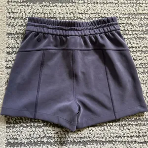 Lululemon Softstream Shorts Size 4 thumbnail 2