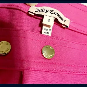 Juicy Couture Hot Pink Pants with Gold Accents Size 6 thumbnail 6
