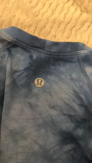 Lululemon Shirt thumbnail 4