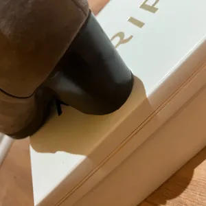Old Navy Booties thumbnail 8