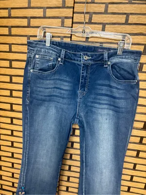 Grace easy fit bootcut embroidered jeans size 32 thumbnail 3