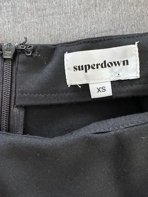 Superdown Revolve Women's XS Aaleyah Two Tone Wrap Skort Black/White Preppy Boho thumbnail 4