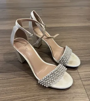 Kelly & Katie Heels White Pearls thumbnail 1