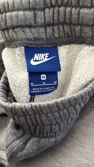 Nike Sweatpants thumbnail 2