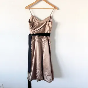 Vera Wang Maids Taupe Tea Length Sleeveless Waist Tie Formal Bridesmaid Dress thumbnail 6