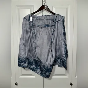 Lululemon Miss Misty Jacket II Lightweight Hooded Windbreaker Size 4 thumbnail 6