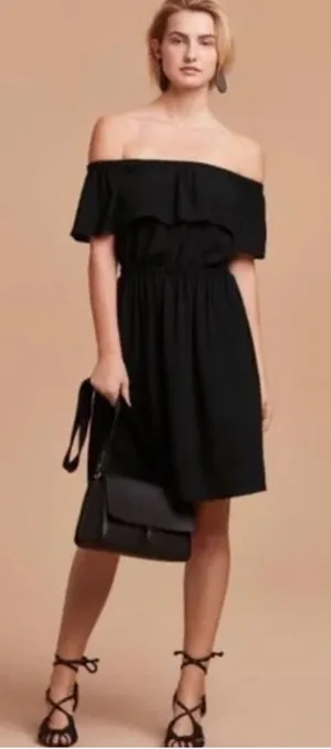 Aritzia‎ Wilfred Hosta Off the Shoulder Ruffle Dress Black Size Small thumbnail 1