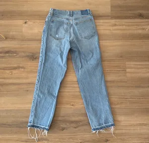 Abercrombie & Fitch the ‘90’s straight ultra high rise thumbnail 3