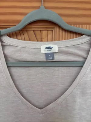 Old Navy Beige V-Neck Long Sleeve Top thumbnail 3