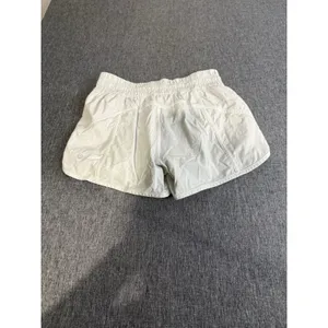 Lululemon Track Attack Running Shorts Women's Size 8 Soft Grey 3" Inseam thumbnail 7