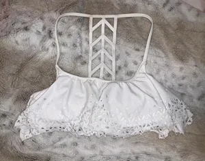 Victoria's Secret White Bikini Top thumbnail 3