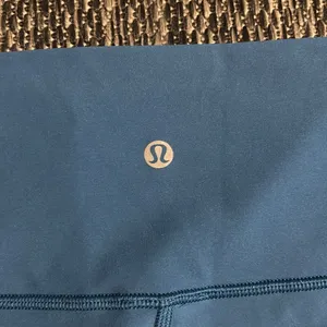 Lululemon Wunder Under Legging High Rise Tight 25" Luxtreme Deep Marine Size 6 thumbnail 5