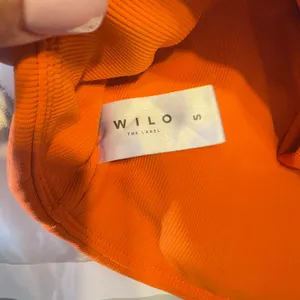 627 |‎ WILO The Label Ribbed Square Neck Athletic Crop Top Orange Womens Small thumbnail 6