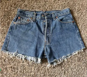 Levi’s 501 Shorts thumbnail 1