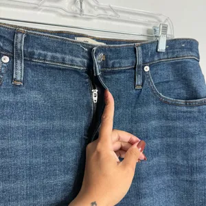 Madewell Kick Out Crop‎ Jeans Arlen Wash Size 32 Minimalist Casual Preppy thumbnail 3