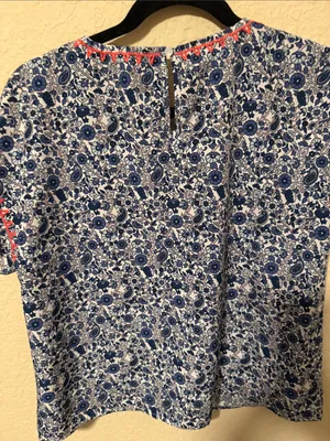 THML Blue and White Floral Short-Sleeve Blouse thumbnail 5