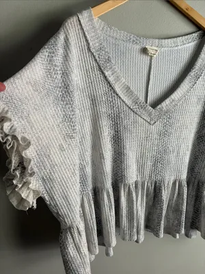 Peach Love California Gray Waffle Knit Peplum Top Large thumbnail 3