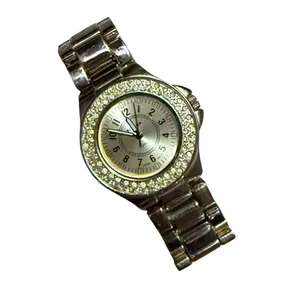 Y2k Scoop NYC Quartz Women's Bracelet Watch Gold Tone Crystal Accents thumbnail 2