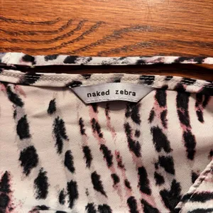 Naked Zebra Cropped Top Zebra Print V Neck Women's‎ thumbnail 3