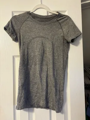Lululemon Swiftly Tech Short Sleeve Grey thumbnail 1