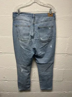 American Eagle Distressed Skinny Jeans thumbnail 4