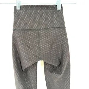 Lululemon Wunder Train High-Rise Tight 25" Size 0 Geo Tile Emboss Black thumbnail 8