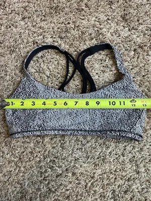 Lululemon Free To Be Zen Bra Power Luxtreme Spray Jacquard White Black Size 6 thumbnail 8