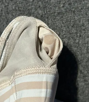 Lululemon Straight Up Bra Sz 6 Narrow Bold Stripe White Naked Light Support C/D thumbnail 6