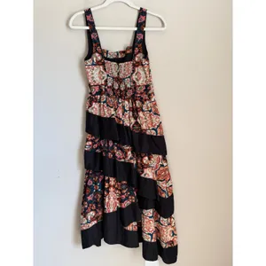 Anthropologie Midi Dress Womens XS Square Neck Tapestry Tiered Ruffle thumbnail 3