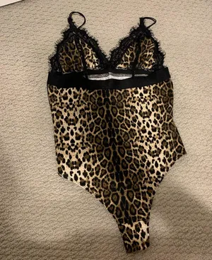 Hazel Boutique Cheetah print Bodysuit thumbnail 2