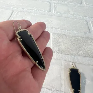 Kendra Scott Skylar Earrings Gold Arrowhead Blue Iridescent Reversible Black‎ thumbnail 4