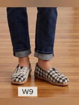 TOMS Women’s Size W9 Black White Plaid Houndstooth Slip On Shoes( B171) thumbnail 2