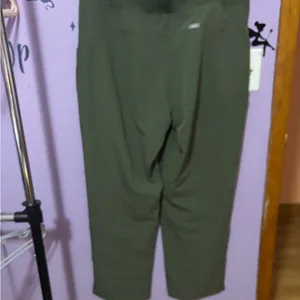 Figs Olive Technical Collection Scrub Pants thumbnail 2