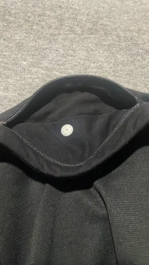 Black Lululemon Shorts Hotty Hot thumbnail 2