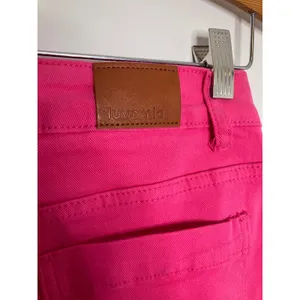 Luvamia Denim Pants Womens Size S Hot Pink Excellent Straight Leg Patch Pockets thumbnail 4