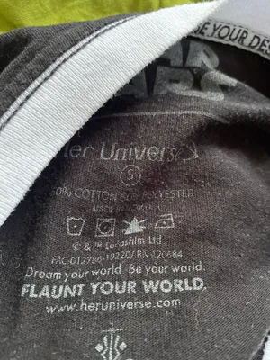 Her Universe T-Shirt from Disney collection size s thumbnail 5