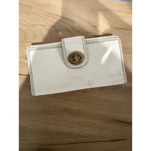 Vintage Coach Turnlock Slim Envelope Wallet‎ Patent Leather Ivory NOS READ Y thumbnail 2