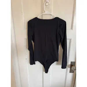 Everlane black supima cotton long sleeve bodysuit‎ size medium thumbnail 3
