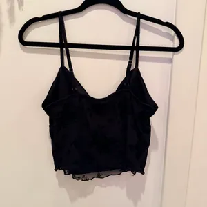 No Boundaries Y2K Black Lace Mesh Lettuce Trim Floral Velvet Women's Cami Size M thumbnail 5