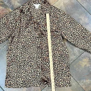 Private Luxury Silky Leopard Animal Print Button Down Shirt Small thumbnail 5