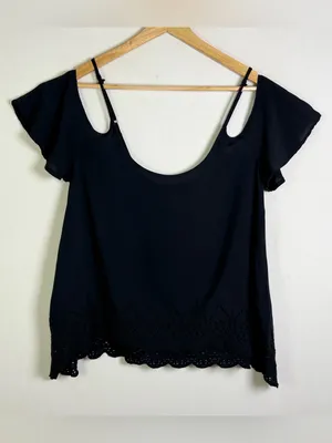 Abercrombie & Fitch Women’s L Black Eyelet Cold Shoulder Blouse Y2K Boho Cottage thumbnail 2