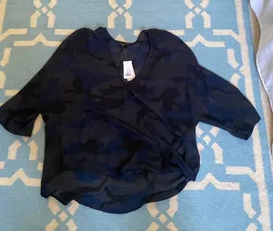 Banana Republic Shirt thumbnail 1