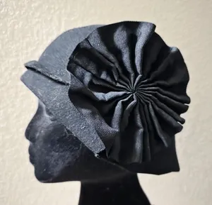 Kimchi Blue Felted Wool Hat Women One Size Black Pleated Flower Rosette Cloche thumbnail 1