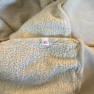 SOLISCA Cream Hoodie Sweatshirt Size XL thumbnail 2