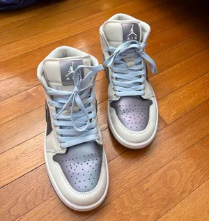 Jordan Nike 1 thumbnail 2