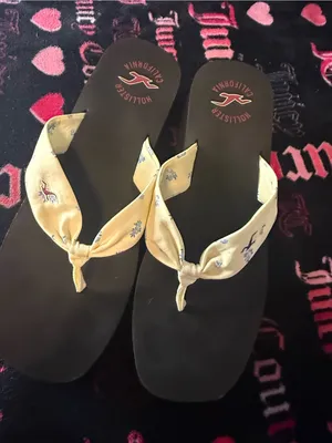 Hollister co platform flip flops thumbnail 3