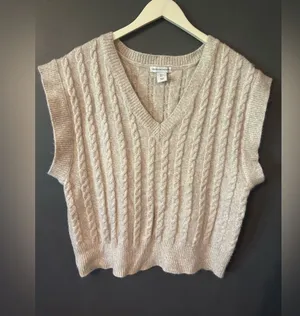 Cupcakes and cashmere sweater vest thumbnail 1