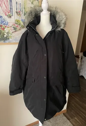 Lands' End Women's Expedition Down Waterproof Winter Parka 2X Black thumbnail 1