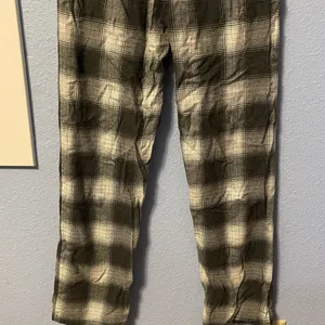 Aeropostale Plaid Flannel Lounge Sleep Pants Black Gray White XS thumbnail 9